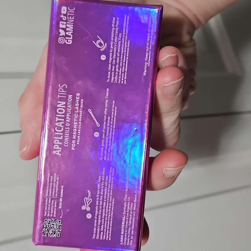 NWT GLAMNETIC faux Eyelashes - Picture 2 of 8
